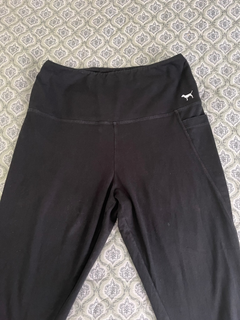 Victoria Secret PINK- High-Waisted YOGA Leggings with Side Pocket